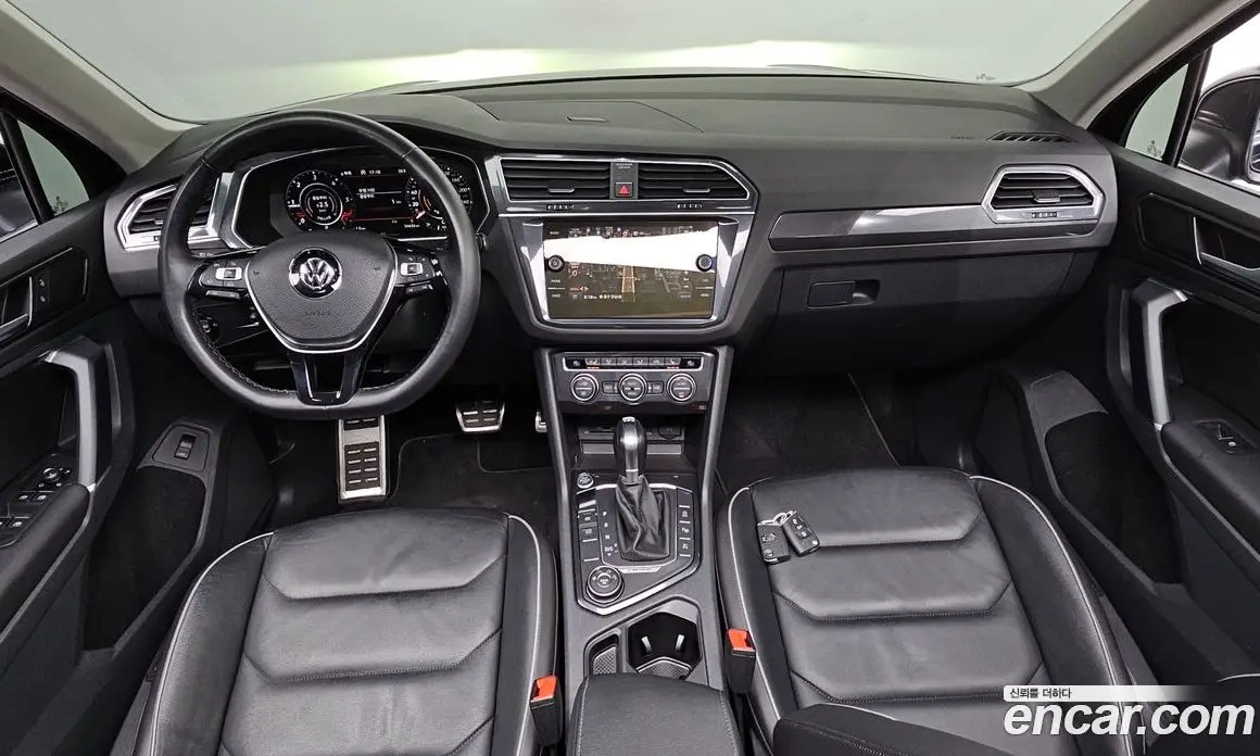 Volkswagen Tiguan 2018 2.0 автомат (гидро), фото 7
