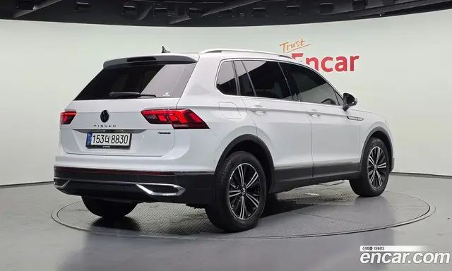 Volkswagen Tiguan 2021 2.0 автомат (гидро), миниатюра 2