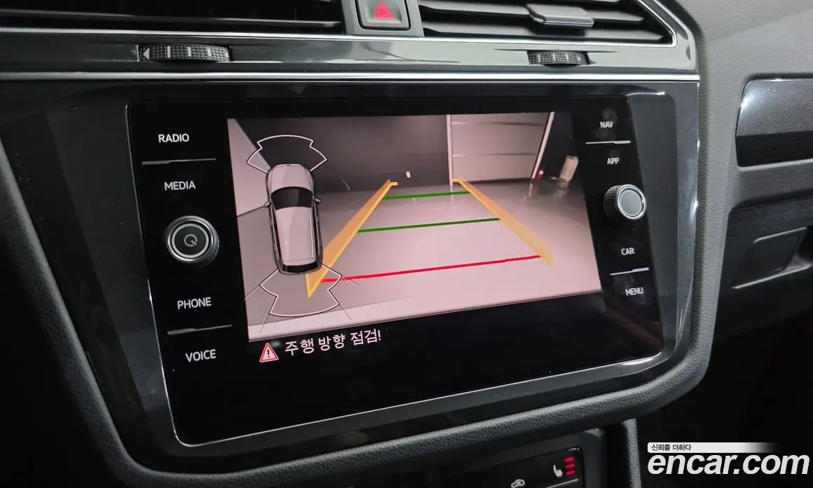 Volkswagen Tiguan 2021 2.0 автомат (гидро), фото 14