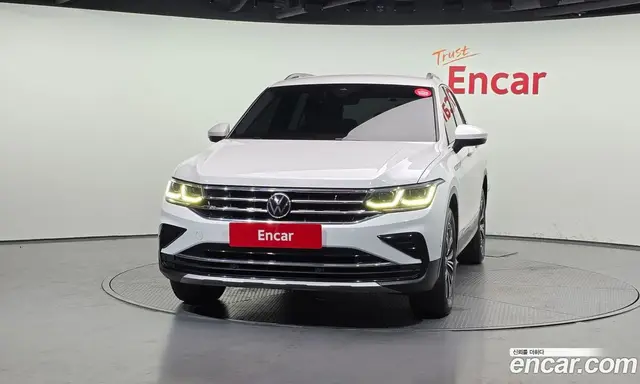 Volkswagen Tiguan 2021 2.0 автомат (гидро), миниатюра 3