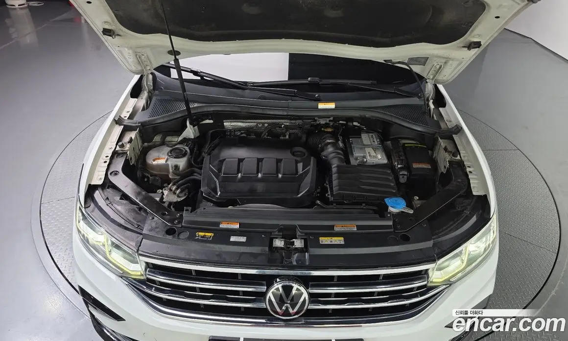 Volkswagen Tiguan 2021 2.0 автомат (гидро), фото 6