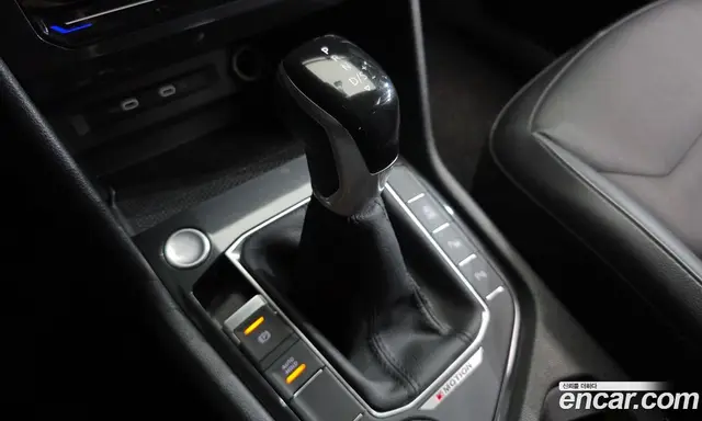 Volkswagen Tiguan 2021 2.0 автомат (гидро), миниатюра 9