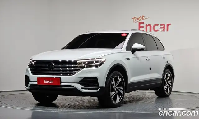 Volkswagen Touareg, 2023, 39 498 км