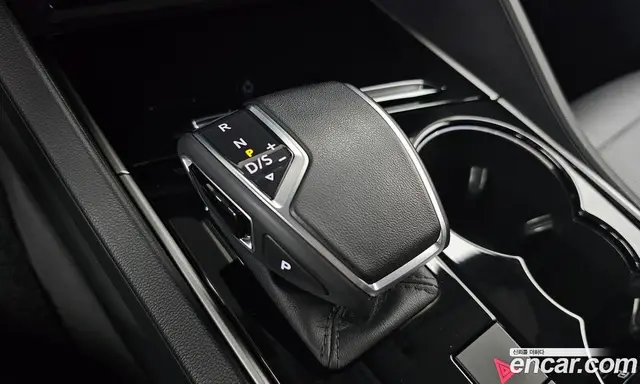 Volkswagen Touareg 2023 3.0 автомат (гидро), миниатюра 12