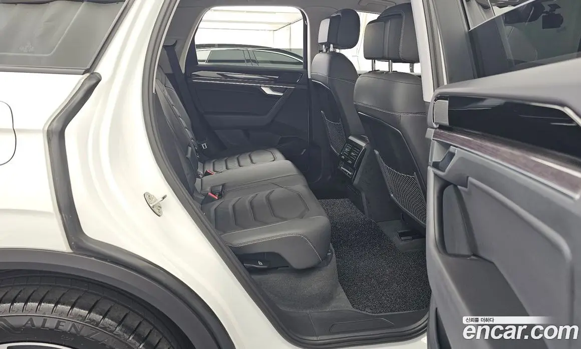 Volkswagen Touareg 2023 3.0 автомат (гидро), фото 18