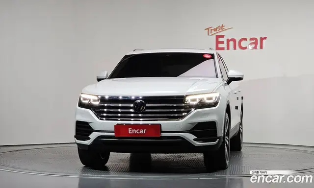 Volkswagen Touareg 2023 3.0 автомат (гидро), миниатюра 3