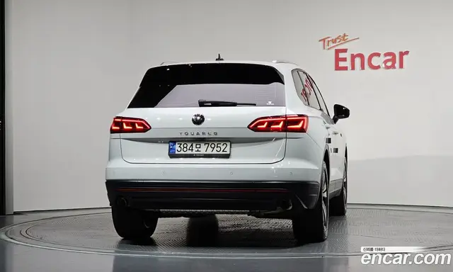 Volkswagen Touareg 2023 3.0 автомат (гидро), миниатюра 4