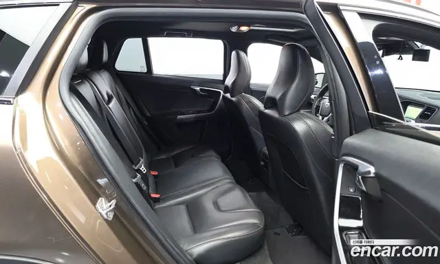 Volvo V60 2015 2.5 автомат (гидро), миниатюра 12