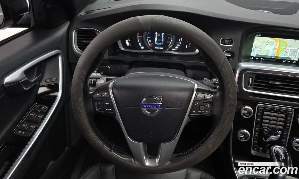 Volvo V60 2015 2.5 автомат (гидро), фото 13