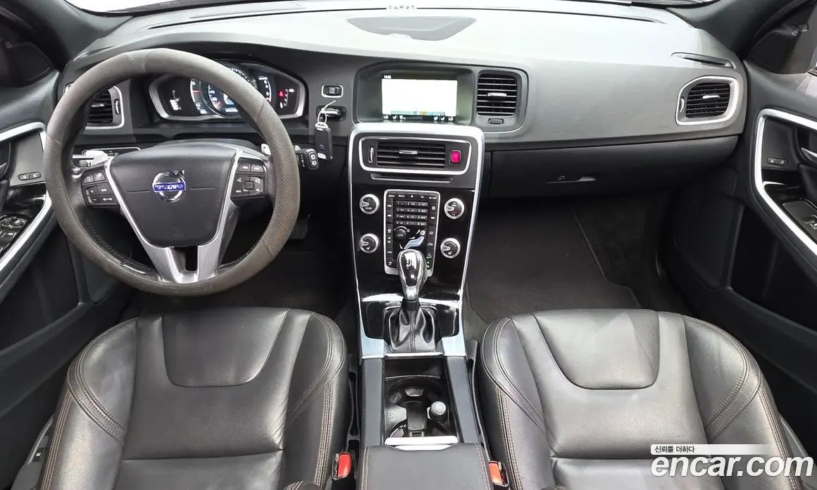Volvo V60 2015 2.5 автомат (гидро), фото 7