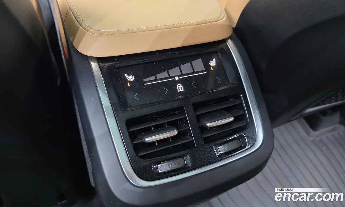 Volvo XC90 2022 2.0 автомат (гидро), фото 18