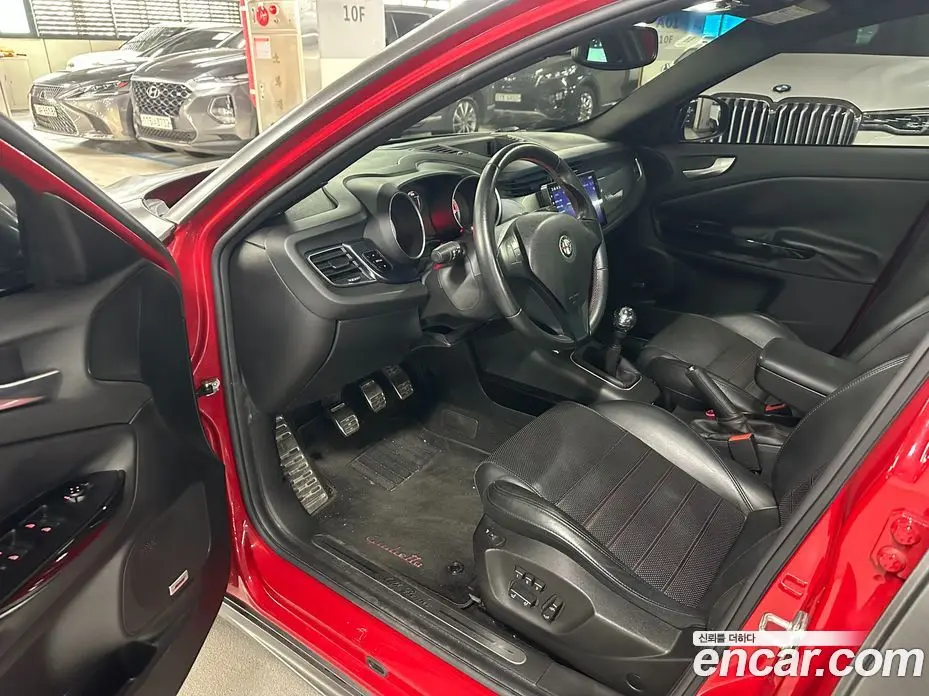 Alfa Romeo Giulietta 2012 1.7 механика, фото 13