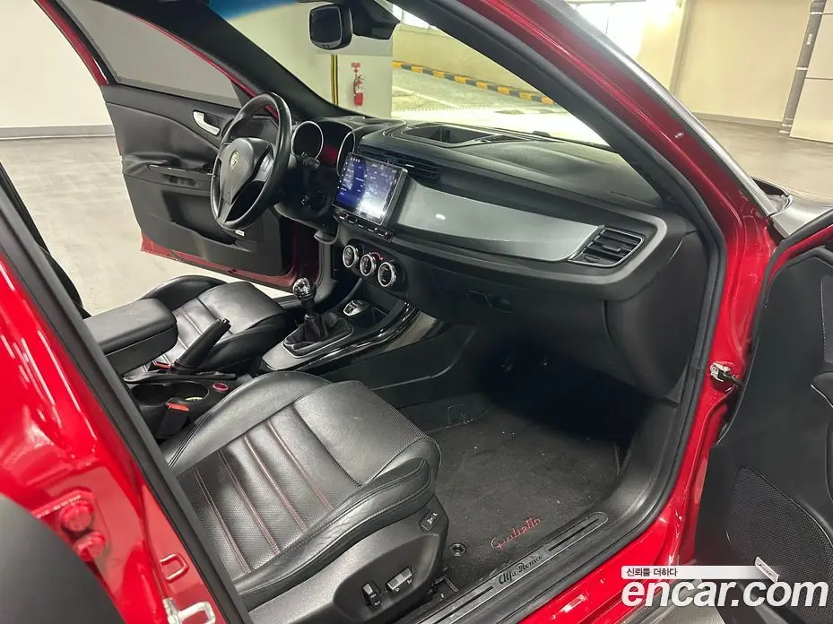Alfa Romeo Giulietta 2012 1.7 механика, фото 15