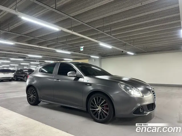Alfa Romeo Giulietta 2012 1.7 механика, миниатюра 3