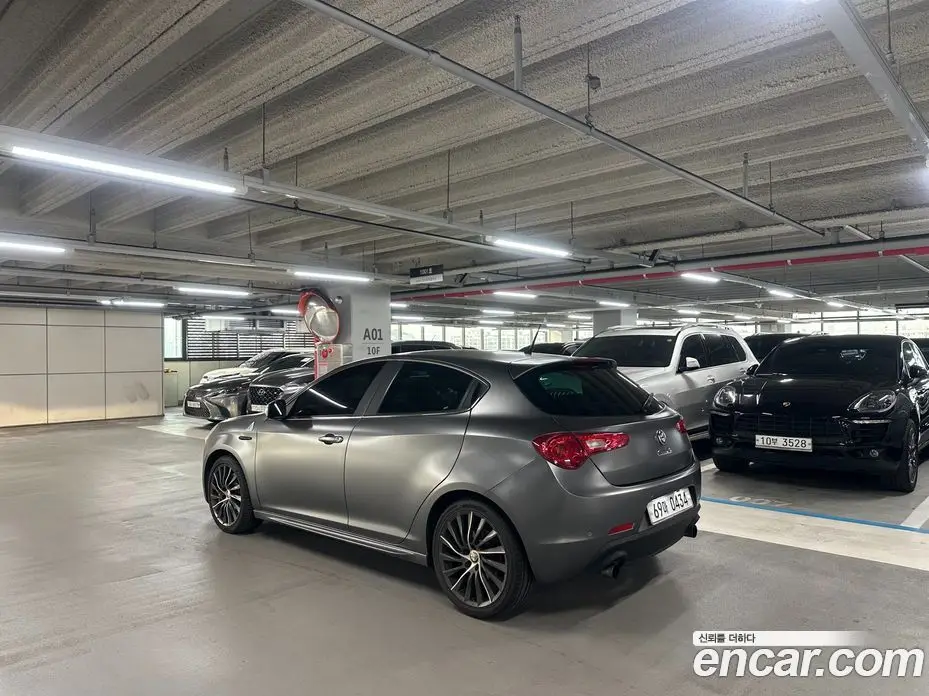 Alfa Romeo Giulietta 2012 1.7 механика, фото 6