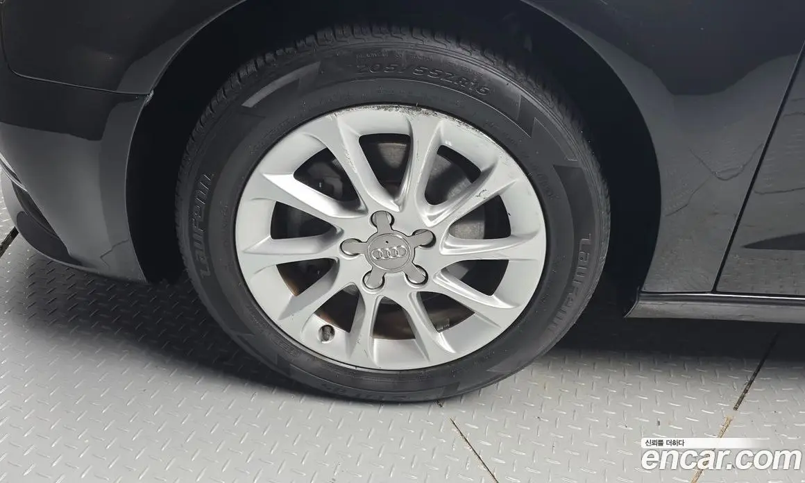 Audi A3 2015 1.6 автомат (гидро), фото 5 Audi A3 2015 1.6 автомат (гидро), фото 5