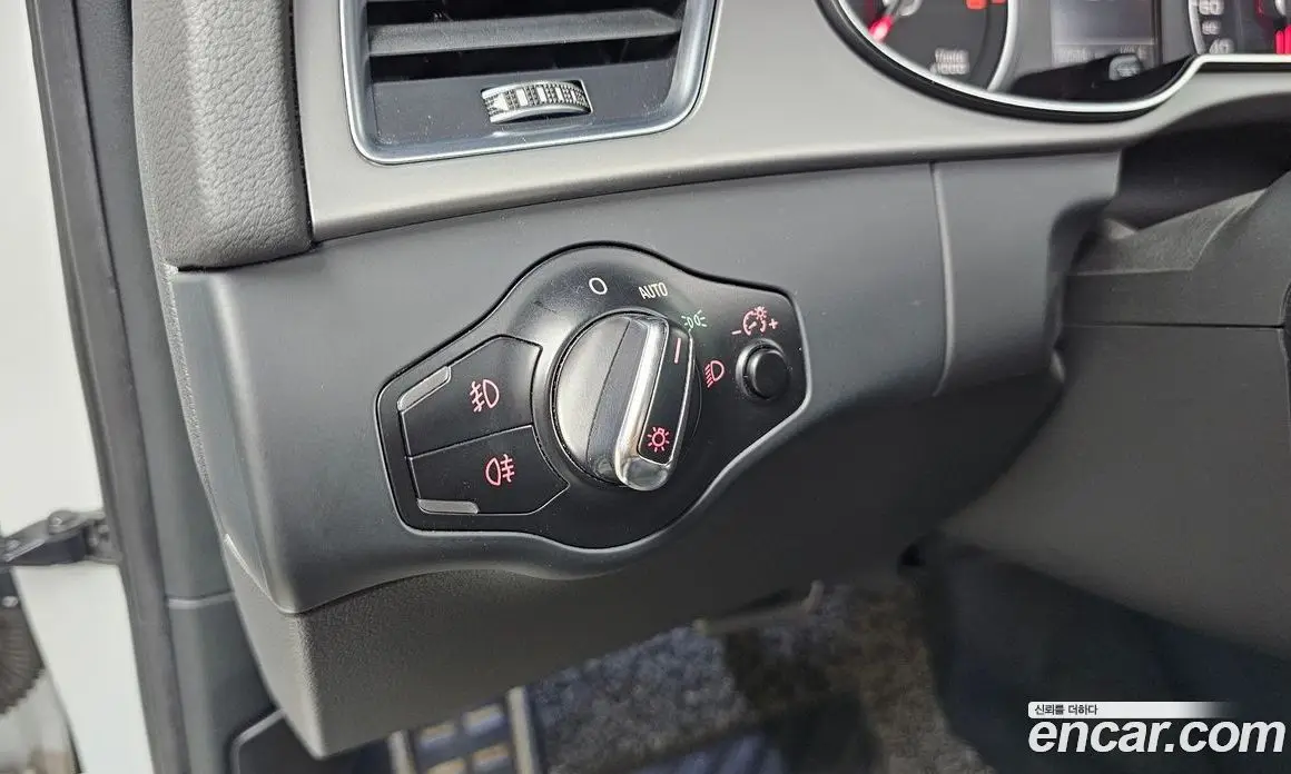 Audi A4 2014 2.0 автомат (гидро), фото 15 Audi A4 2014 2.0 автомат (гидро), фото 15