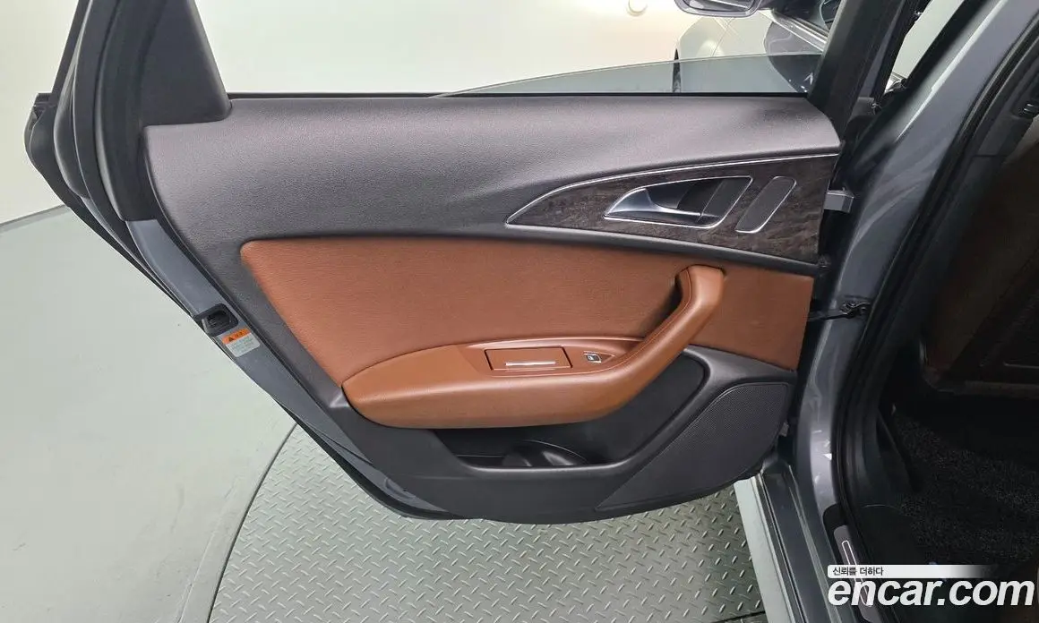 Audi A6 2018 2.0 автомат (гидро), фото 15