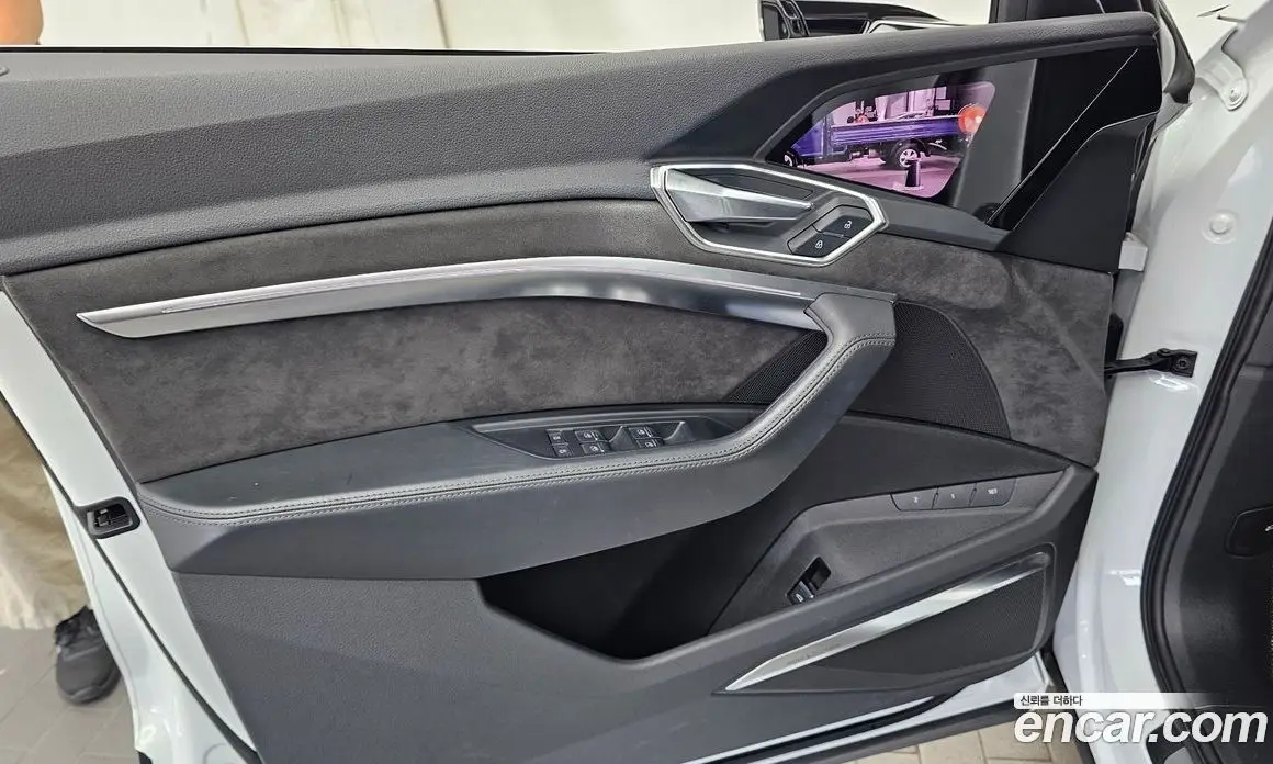 Audi e-tron 2020 0.2 автомат (гидро), фото 14