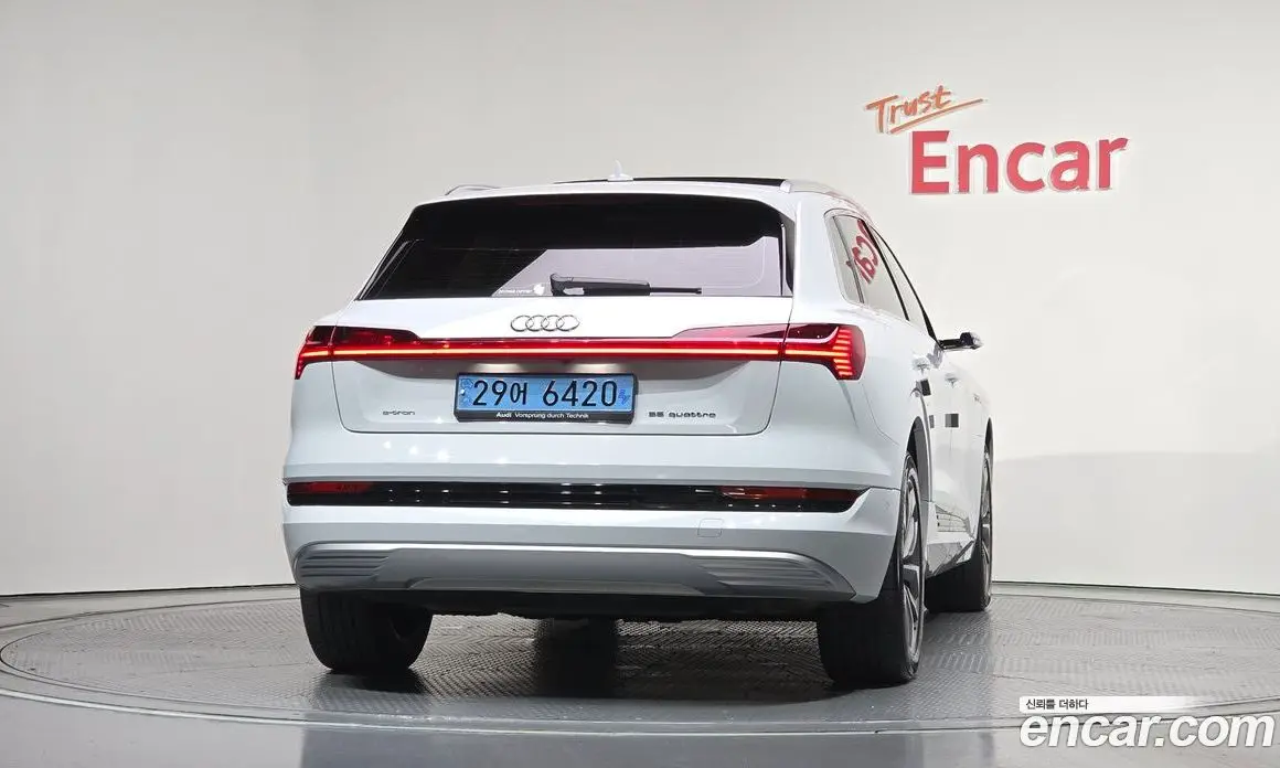 Audi e-tron 2020 0.2 автомат (гидро), фото 4