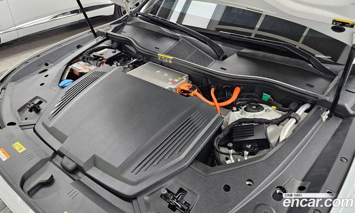 Audi e-tron 2020 0.2 автомат (гидро), фото 6
