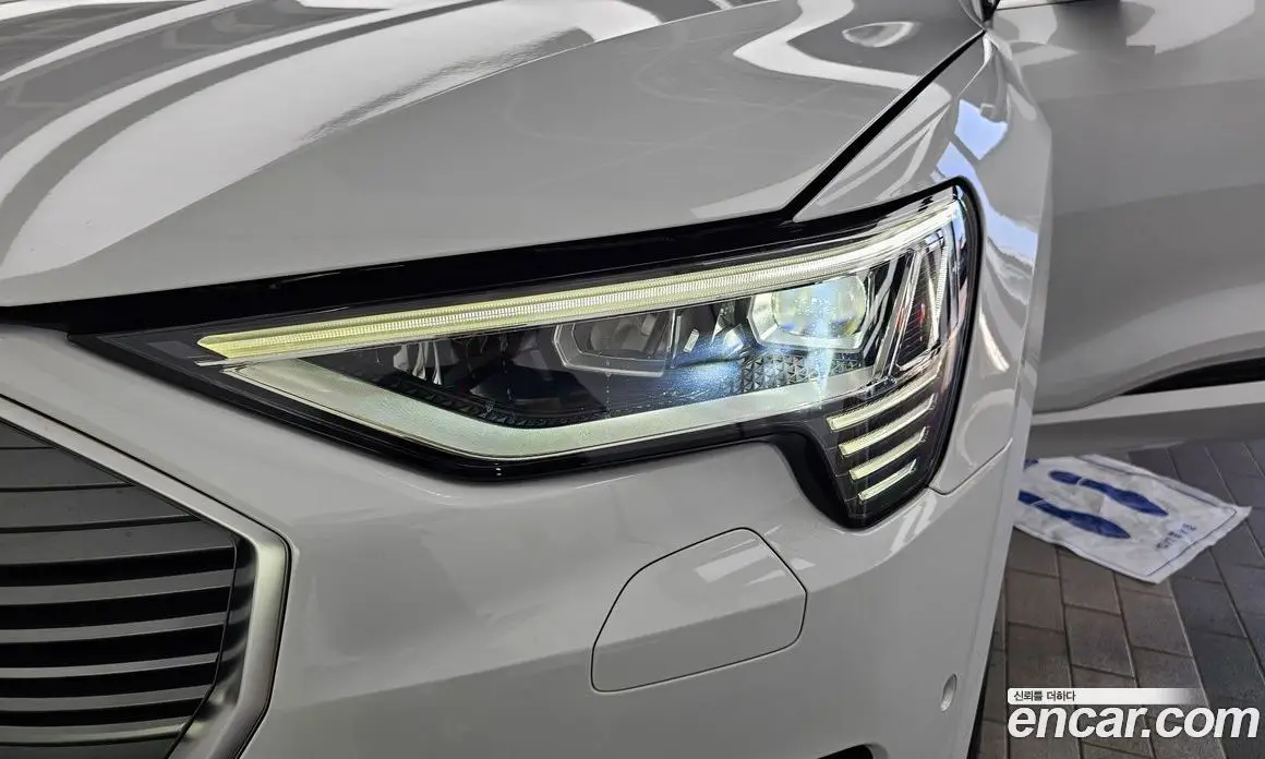 Audi e-tron 2020 0.2 автомат (гидро), фото 8