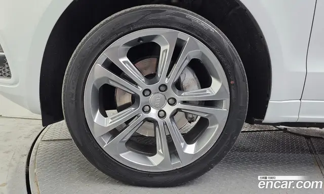 Audi Q5 2016 3.0 автомат (гидро), миниатюра 5