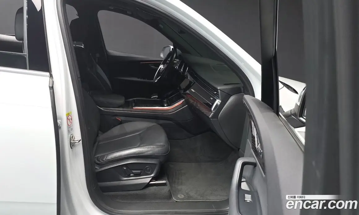 Audi Q7 2021 3.0 автомат (гидро), фото 11