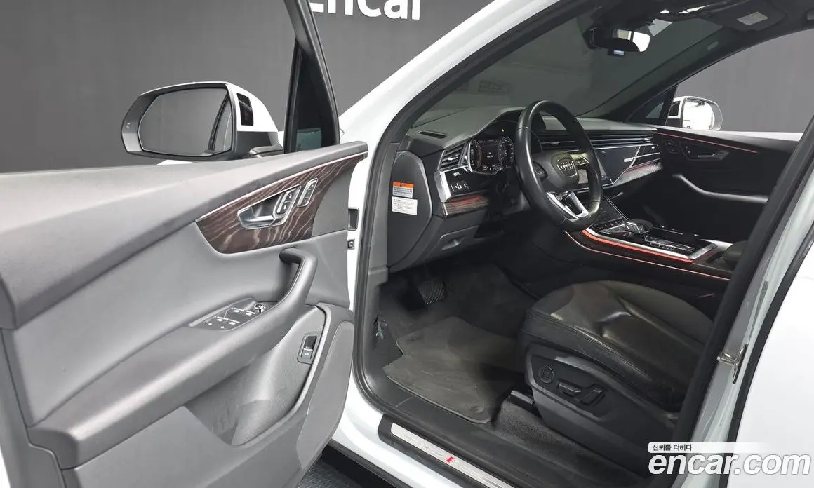 Audi Q7 2021 3.0 автомат (гидро), фото 10