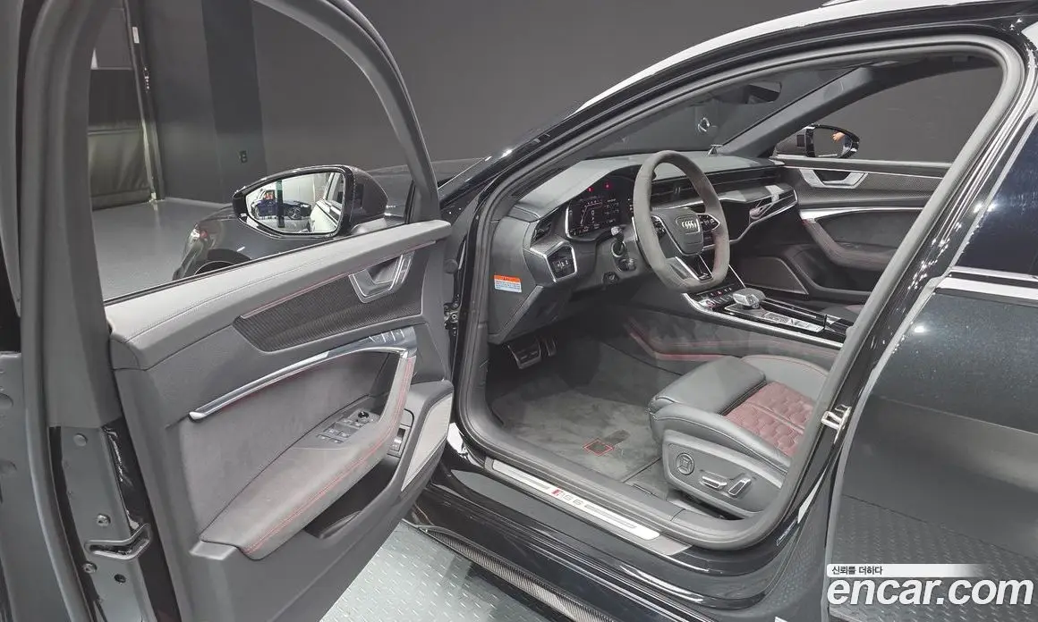 Audi RS6 2025 4.0 автомат (гидро), фото 13