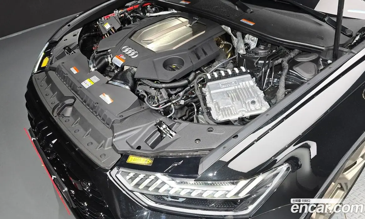 Audi RS6 2025 4.0 автомат (гидро), фото 6