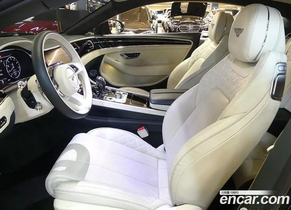 Bentley Continental 2023 4.0 автомат (гидро), фото 18 Bentley Continental 2023 4.0 автомат (гидро), фото 18