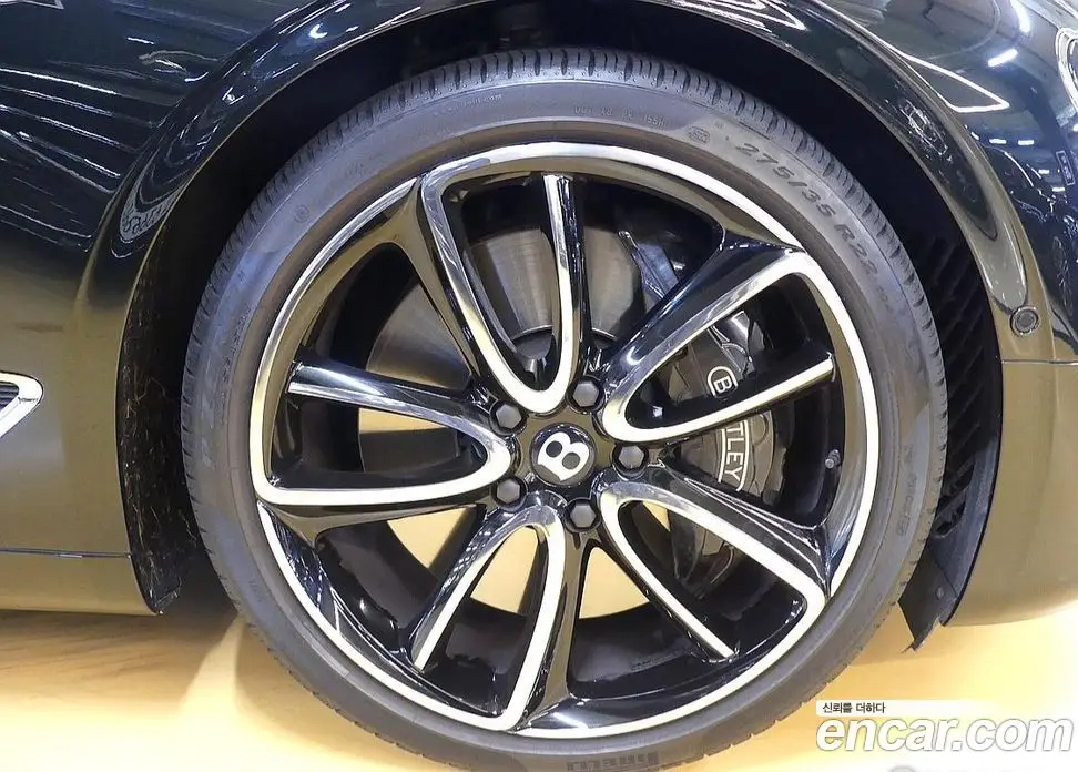 Bentley Continental 2023 4.0 автомат (гидро), фото 20 Bentley Continental 2023 4.0 автомат (гидро), фото 20