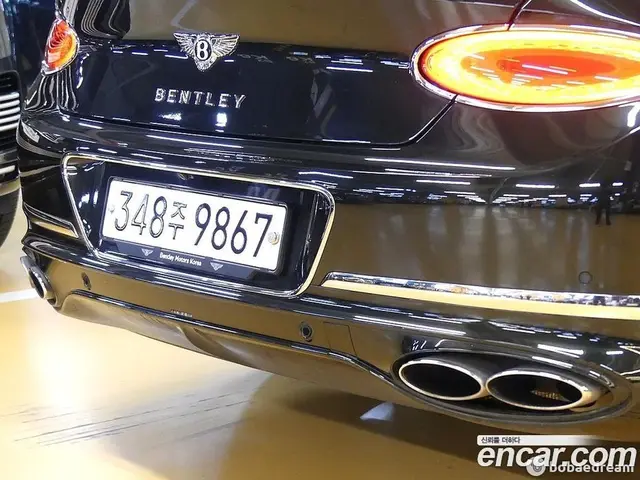 Bentley Continental 2023 4.0 автомат (гидро), миниатюра 4 Bentley Continental 2023 4.0 автомат (гидро), миниатюра 4