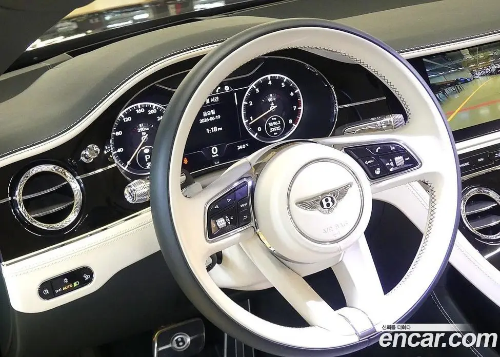 Bentley Continental 2023 4.0 автомат (гидро), фото 9 Bentley Continental 2023 4.0 автомат (гидро), фото 9
