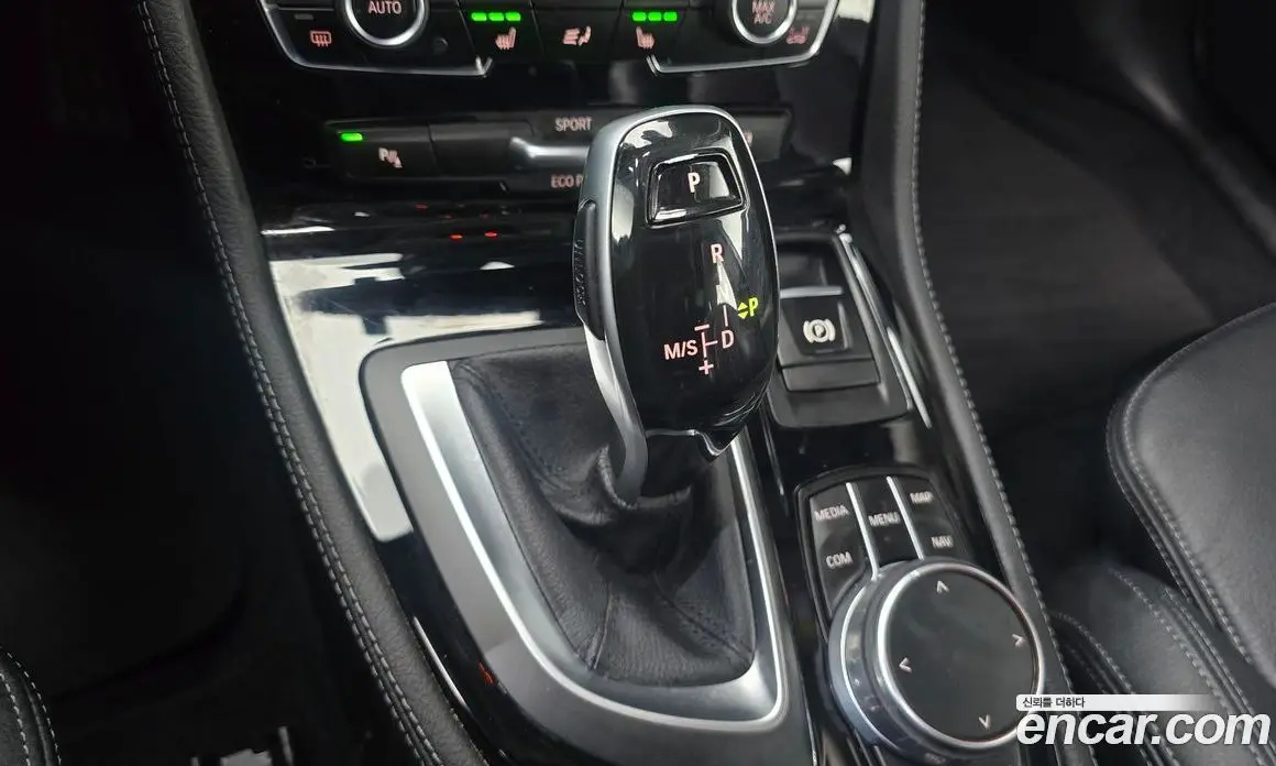 BMW 2 серия 2019 2.0 автомат (гидро), фото 9