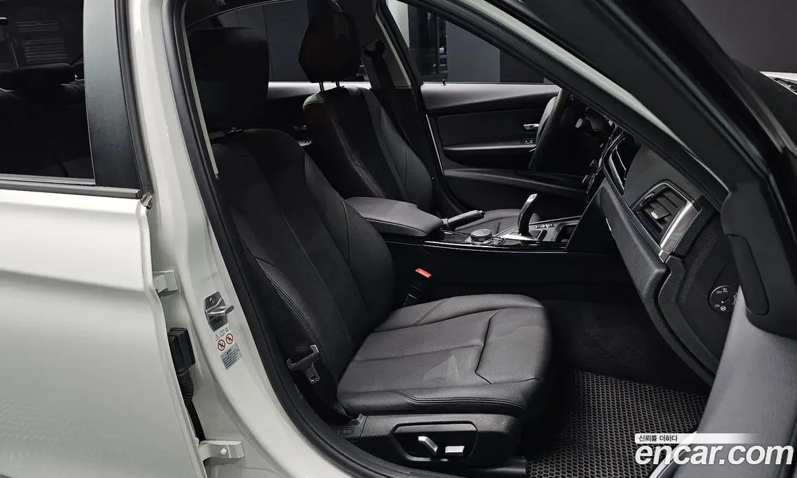 BMW 3 серия 2018 2.0 автомат (гидро), фото 16