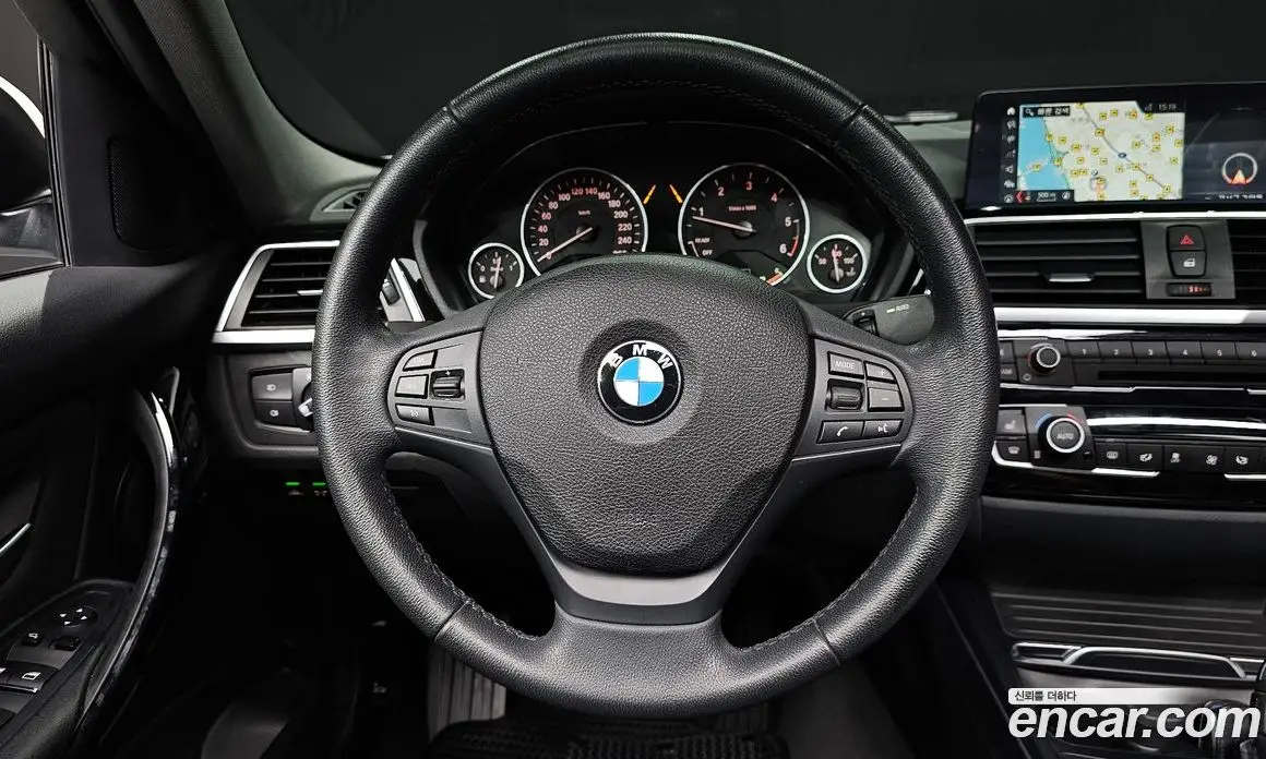 BMW 3 серия 2018 2.0 автомат (гидро), фото 19