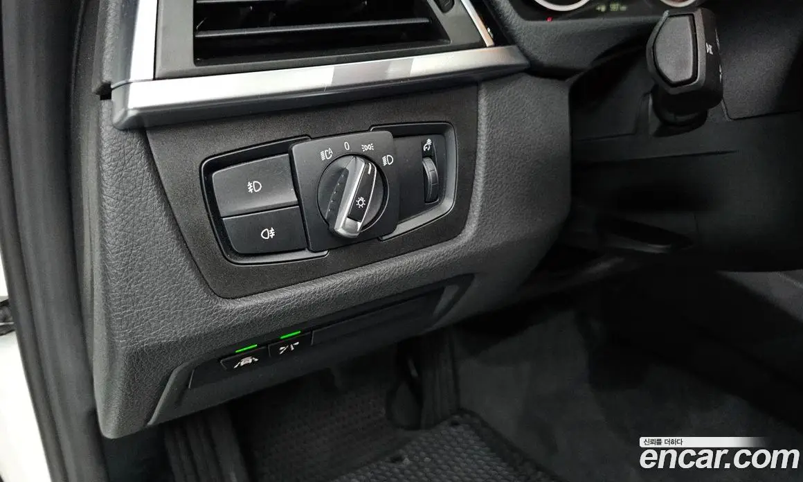 BMW 3 серия 2018 2.0 автомат (гидро), фото 25