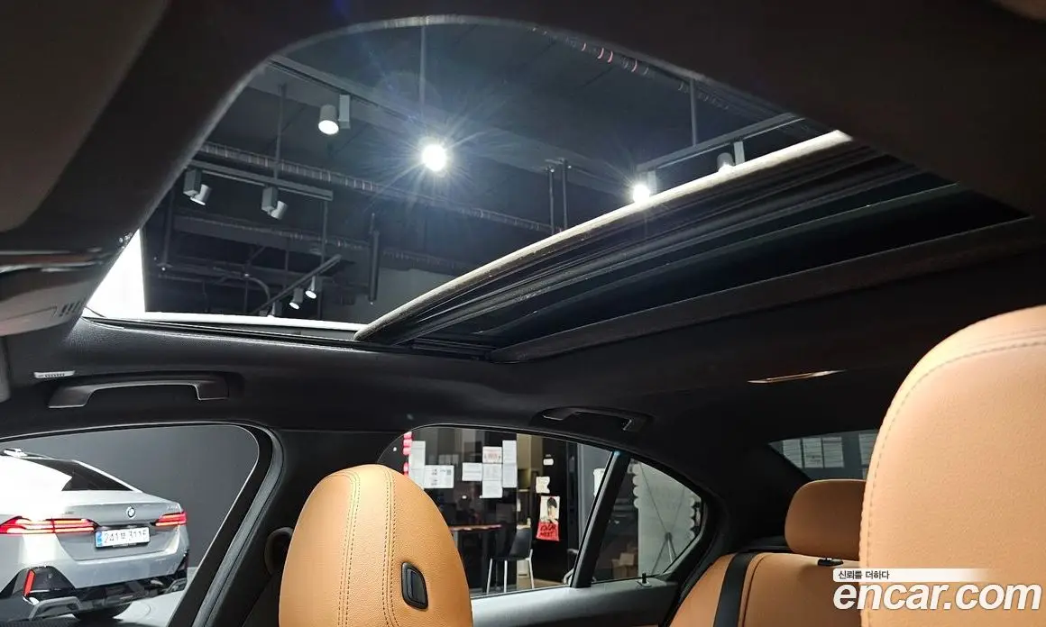 BMW 3 серия 2023 2.0 автомат (гидро), фото 25