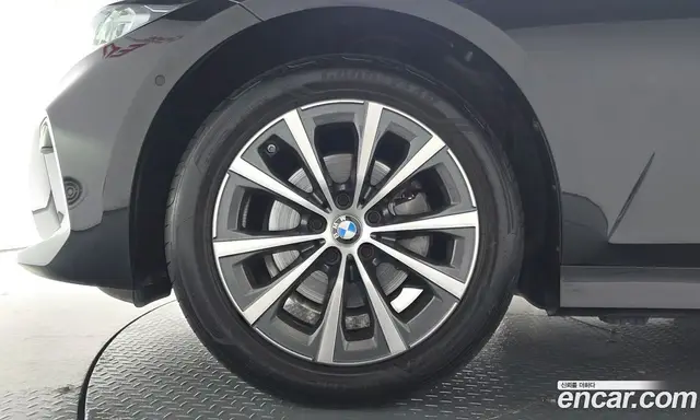 BMW 3 серия 2024 2.0 автомат (гидро), миниатюра 4