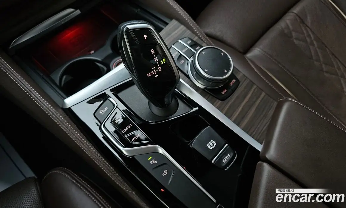 BMW 5 серия 2019 2.0 автомат (гидро), фото 12