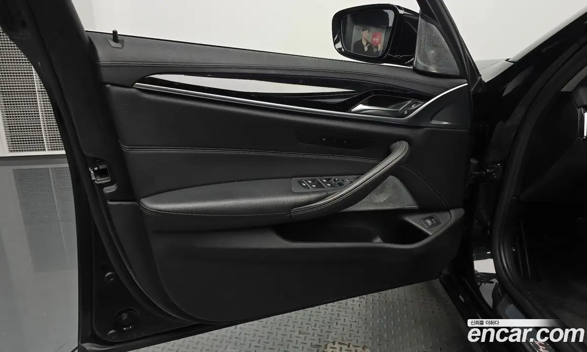 BMW 5 серия 2019 2.0 автомат (гидро), фото 14