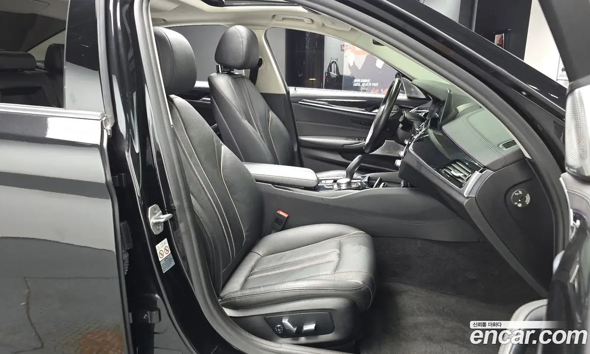 BMW 5 серия 2019 2.0 автомат (гидро), фото 17