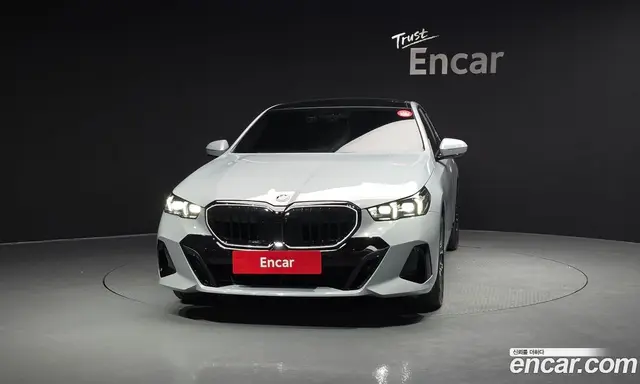BMW 5 серия 2025 2.0 автомат (гидро), миниатюра 3