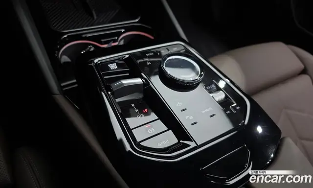 BMW 5 серия 2025 2.0 автомат (гидро), миниатюра 9
