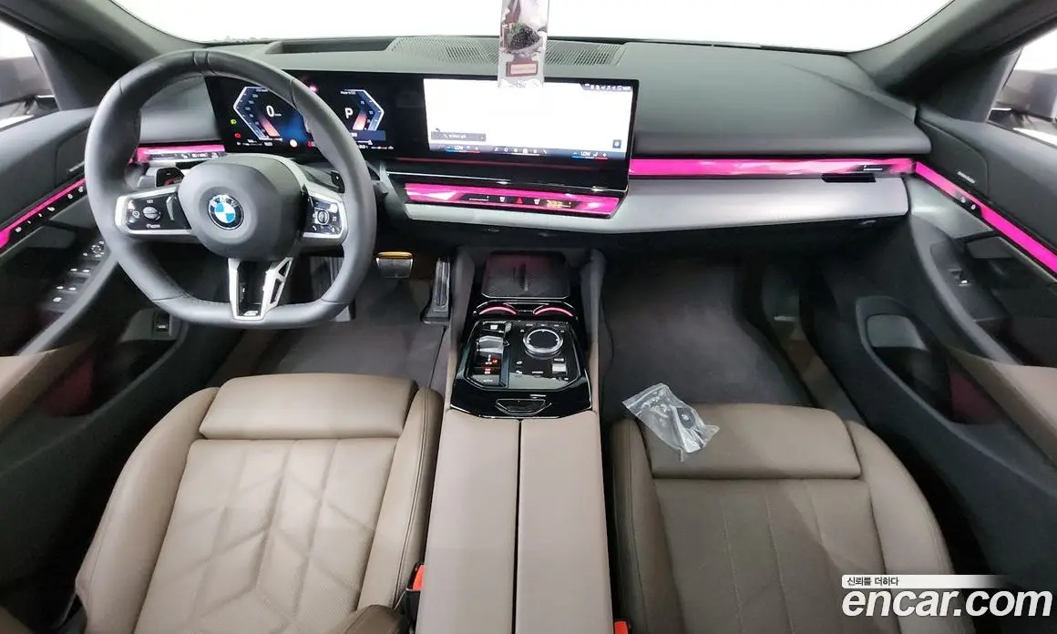 BMW 5 серия 2025 2.0 автомат (гидро), фото 10