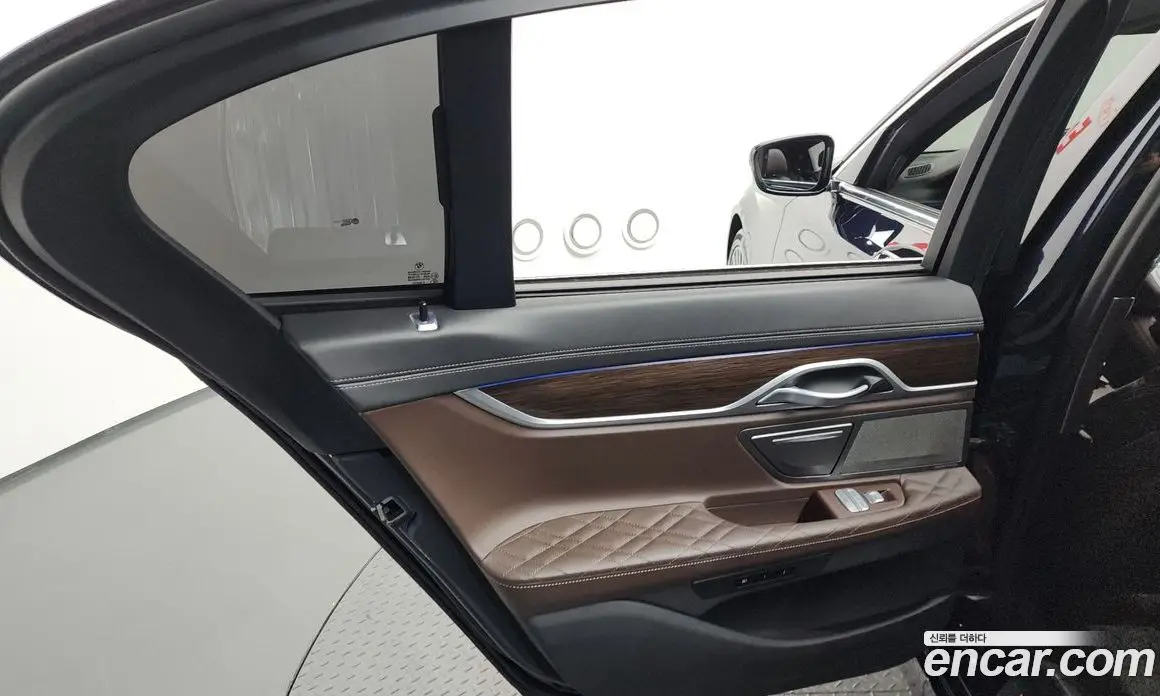 BMW 7 серия 2020 3.0 автомат (гидро), фото 15