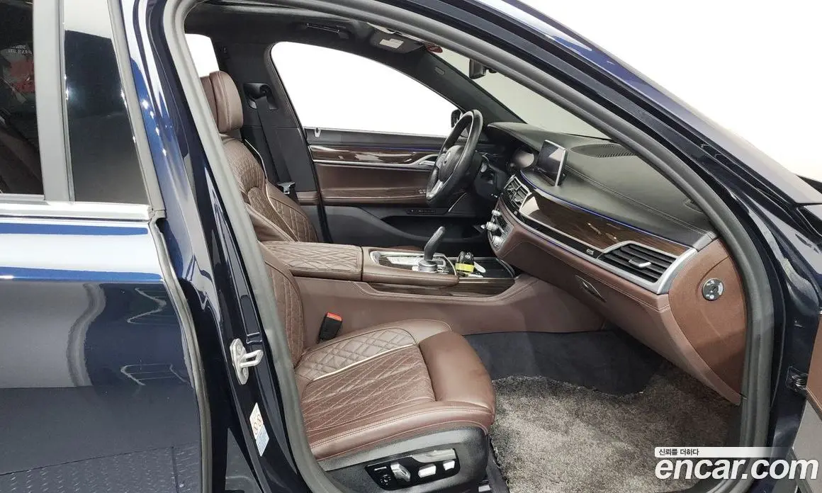BMW 7 серия 2020 3.0 автомат (гидро), фото 16