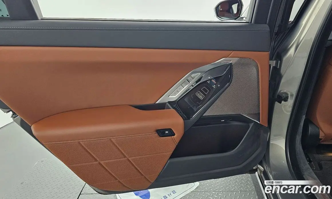 BMW 7 серия 2024 3.0 автомат (гидро), фото 15